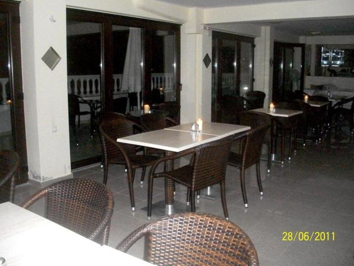 Hotel Louiza Paralia Katerinis Exterior photo